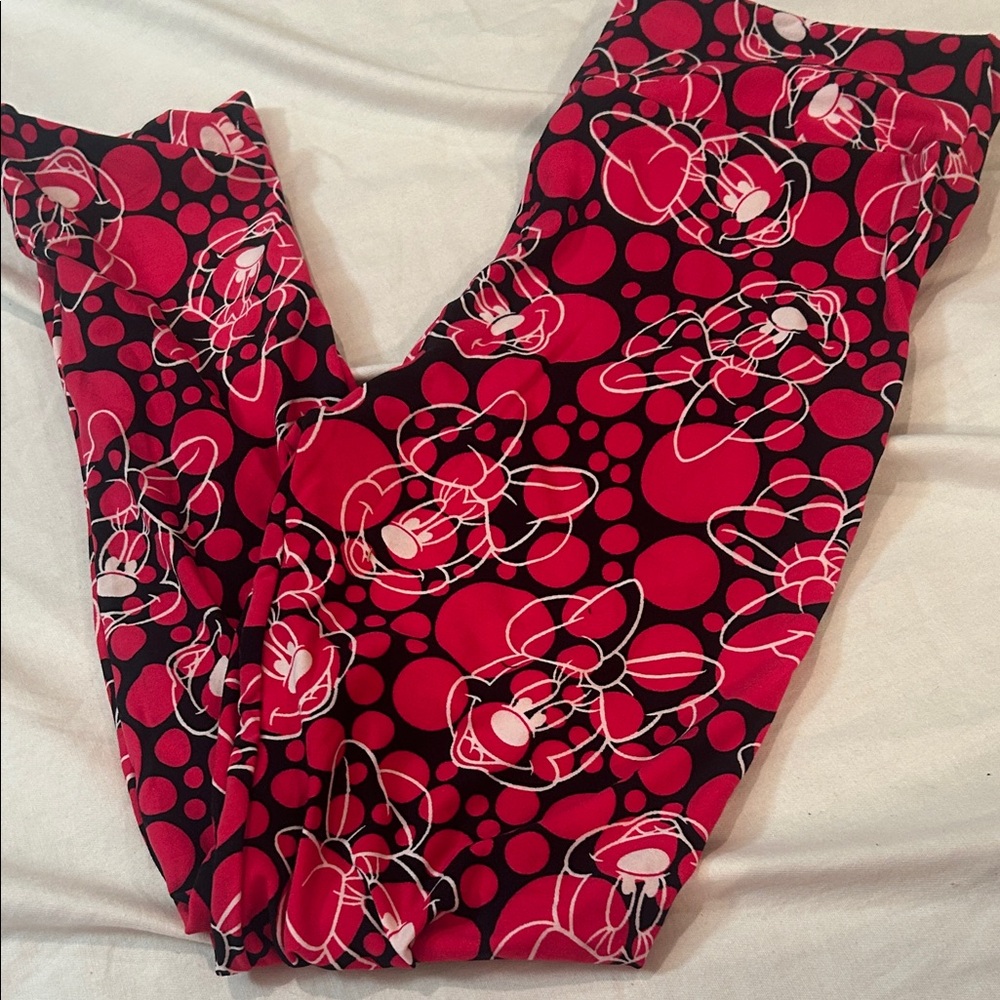 LuLaRoe Disney Minnie Mouse Red and Black Patterned Leggings ONE SIZE / OS New!